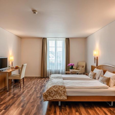 Hotel Landgasthof Schoenbuehl Екстер'єр фото
