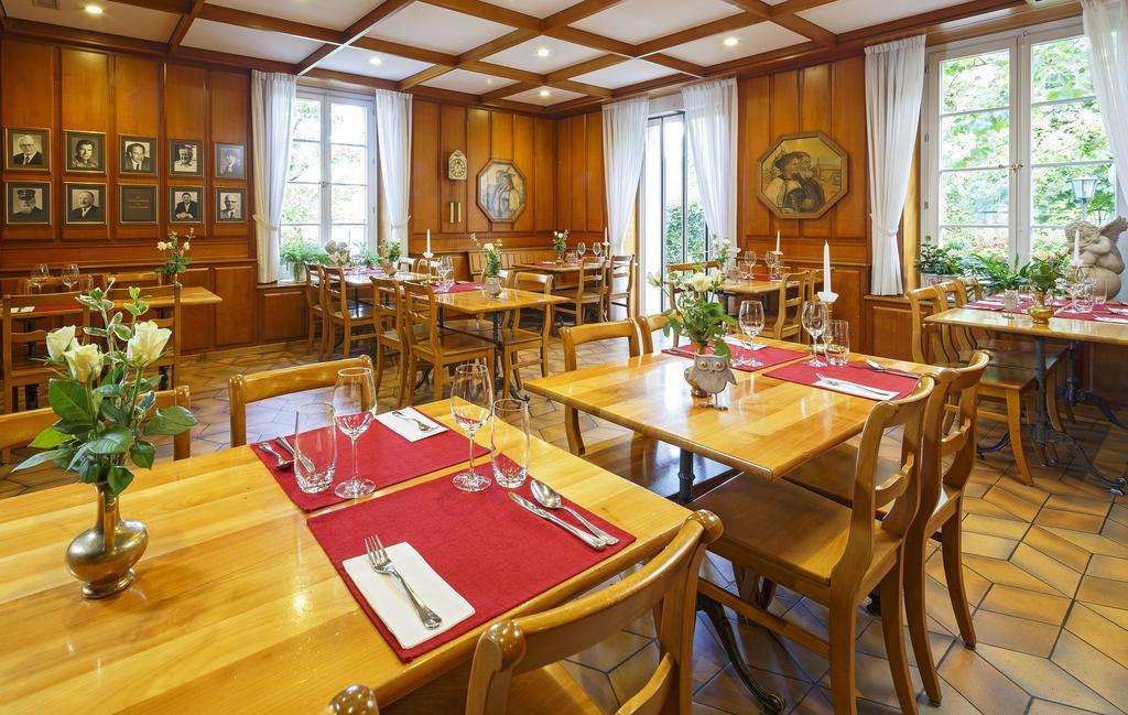 Hotel Landgasthof Schoenbuehl Екстер'єр фото