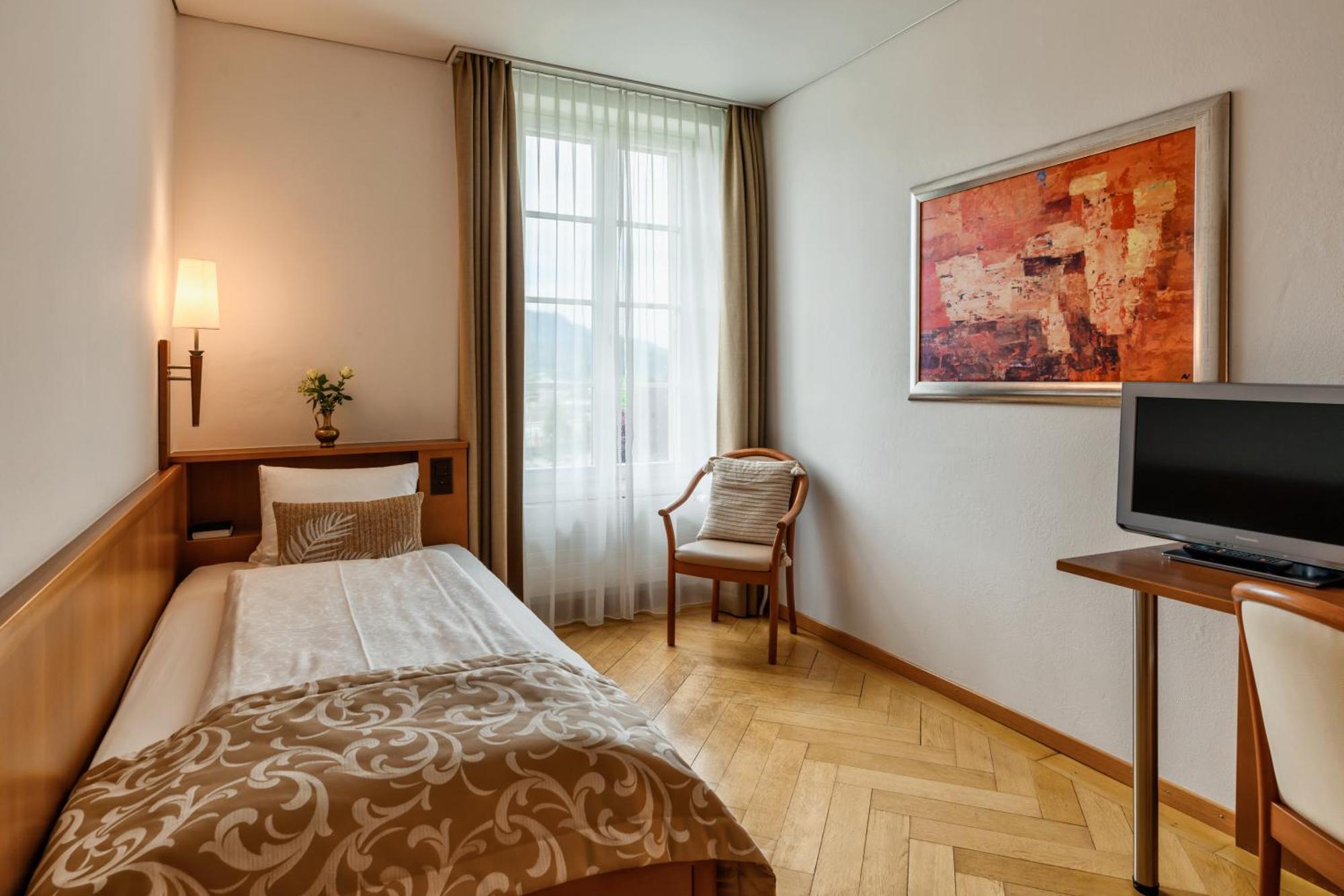 Hotel Landgasthof Schoenbuehl Екстер'єр фото